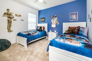 Villa, Multiple Beds | Children’s theme room - Solterra - 7008 Oakwood Street (Davenport)