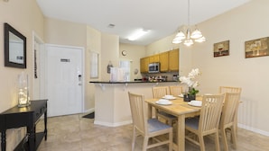 Unclassified image, 4 of 24, button - Emerald Island Resort - 2756 Sun Key Place (Kissimmee)