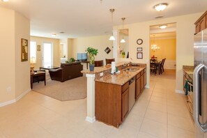 Condo, 3 Bedrooms | 3 bedrooms - Vista Cay - 4804 Cayview Avenue #306 (Orlando)