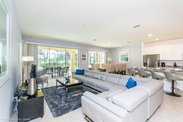 Villa - flera sängar | Vardagsrum