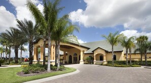 Townhome, 4 Bedrooms | Front of property