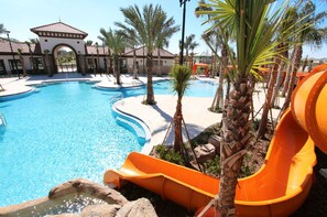 House, 4 Bedrooms | Pool