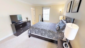 House, 6 Bedrooms