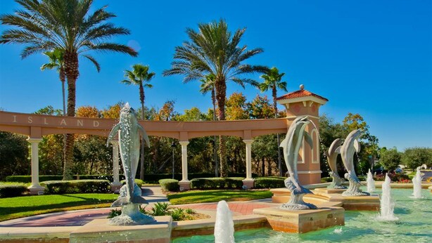 House, 6 Bedrooms | Fountain - Emerald Island Resort - 8517 Sunrise Key Drive (Kissimmee)