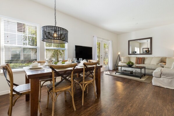 Casa de ciudad, 4 habitaciones | Servicio a la habitación