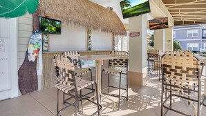 Townhome - 3 sovrum | Bar vid poolen