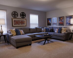 Ferienhaus, Mehrere Betten, Nichtraucher | Wohnzimmer | Flachbildfernseher
