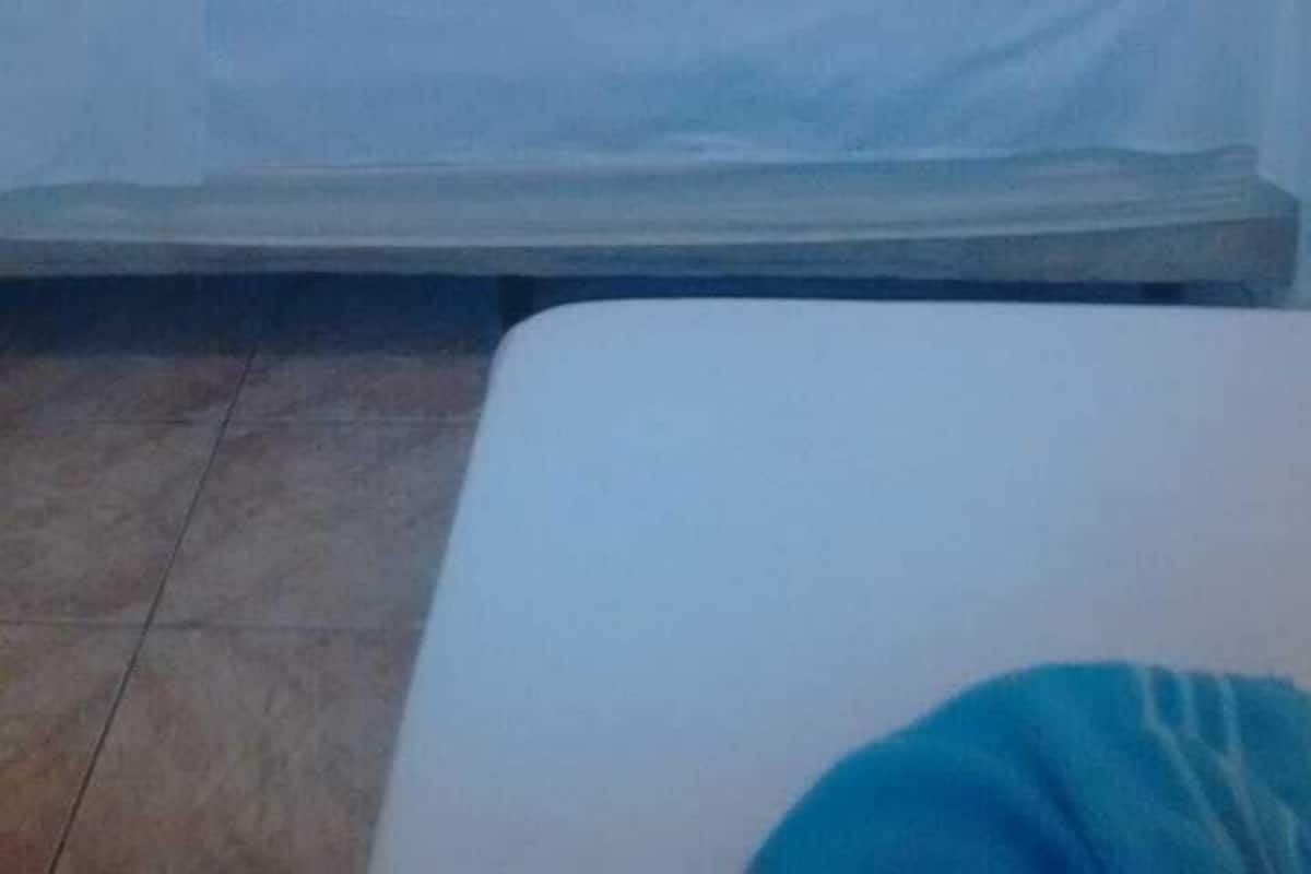 Economy Triple Room, 3 Single Beds, Non Smoking | Free WiFi, bed sheets