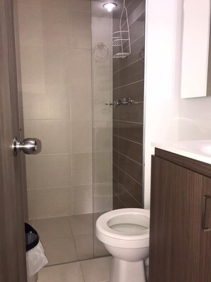 Apartamento familiar, varias camas, no fumadores | Baño