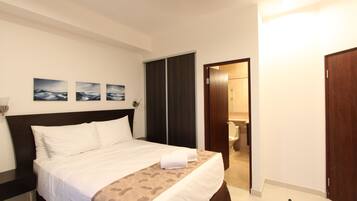 Signature Ultra Luxury 1BR W/Kitchen & Balconies | Biancheria da letto di alta qualità, materassi a doppio strato