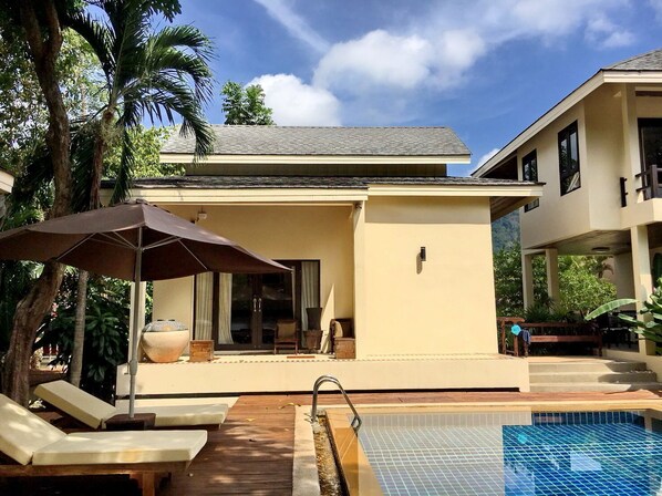 4-Bedroom Villa with Private Pool | Piscine privée