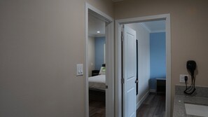 Family Room, Multiple Beds, Non Smoking