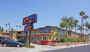 Exterior - Sea Breeze Inn - LAX Airport, Los Angeles (Inglewood)