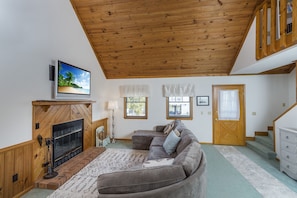 TV, fireplace, DVD player