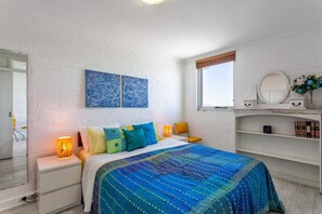 1 chambre, fer et planche à repasser, lit parapluie, Wi-Fi