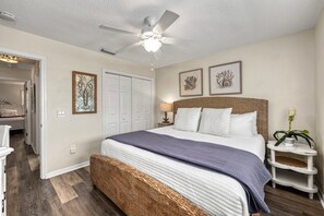 3 bedrooms, iron/ironing board, free WiFi, bed sheets