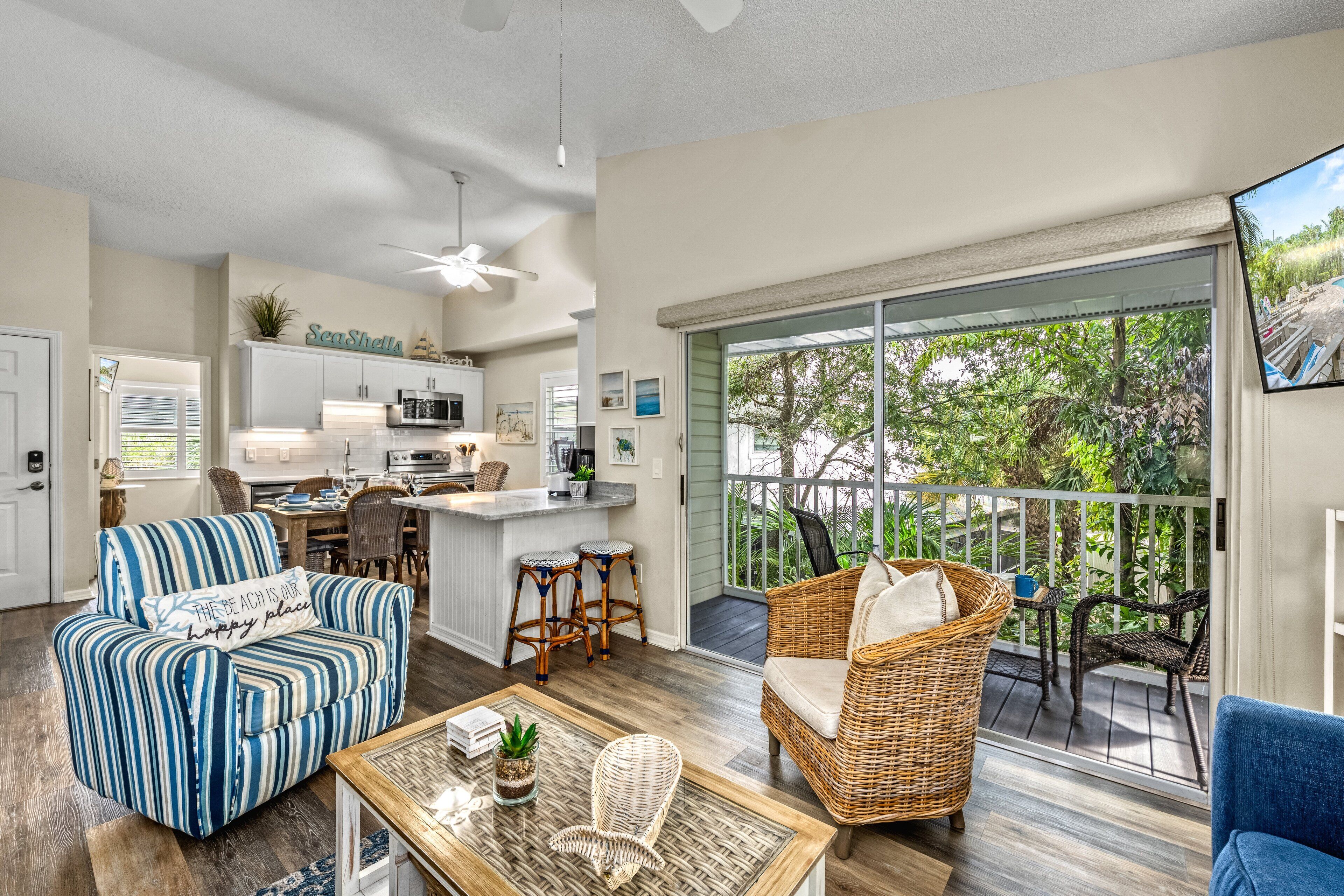 Fernseher, Tischtennisplatte