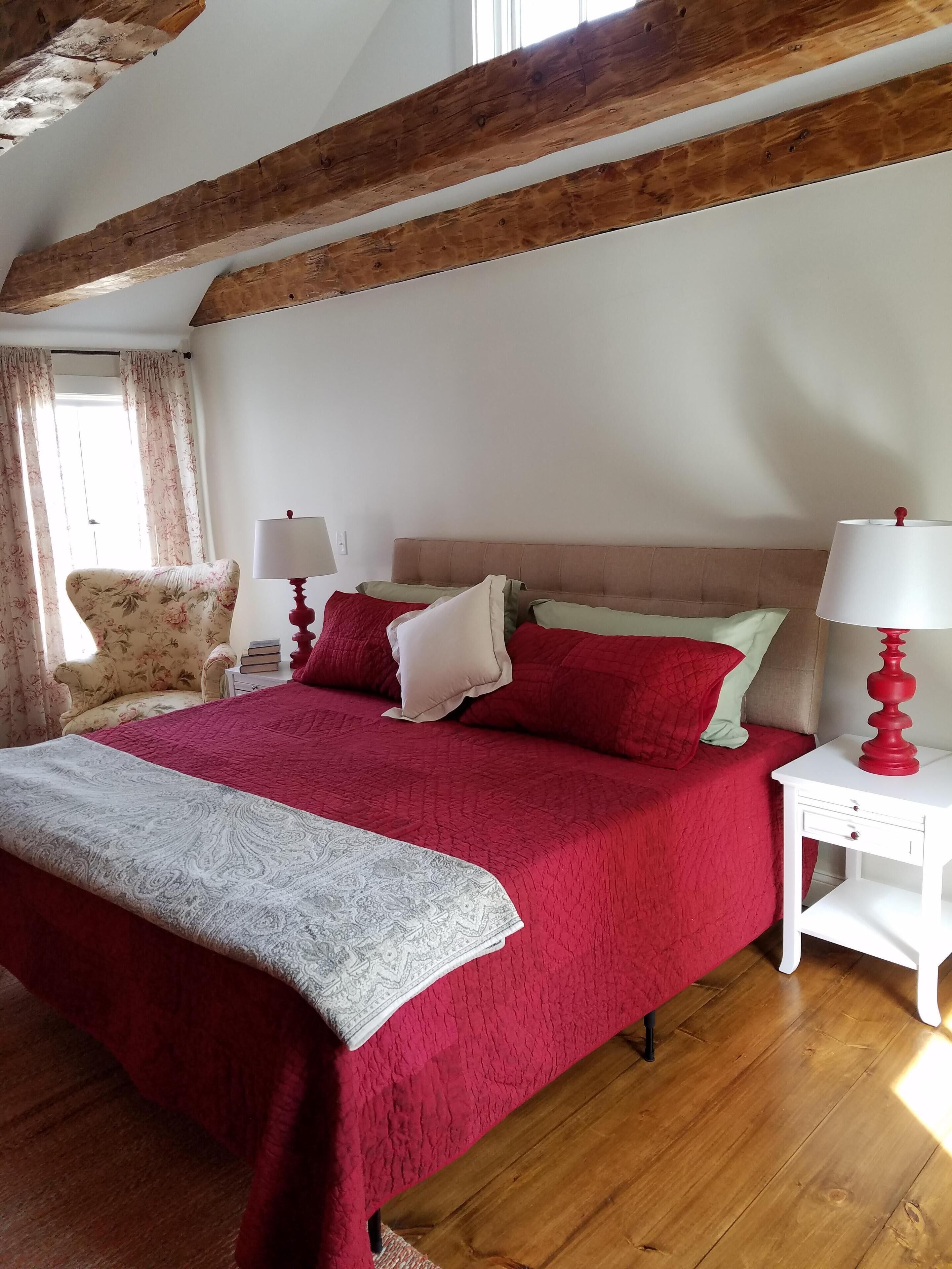 6 bedrooms, in-room safe, iron/ironing board, WiFi