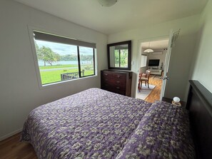 2 bedrooms, iron/ironing board, free WiFi