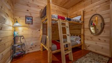 3 bedrooms, WiFi, bed sheets