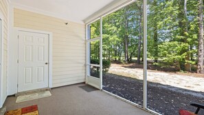 Interior - 314 Willow Bend - Barefoot Resort Rentals (North Myrtle Beach)