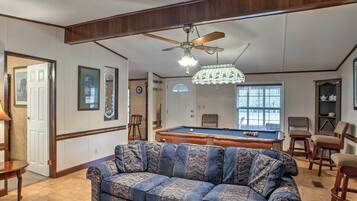 TV, fireplace, DVD player