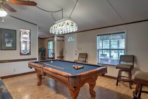 Spielezimmer