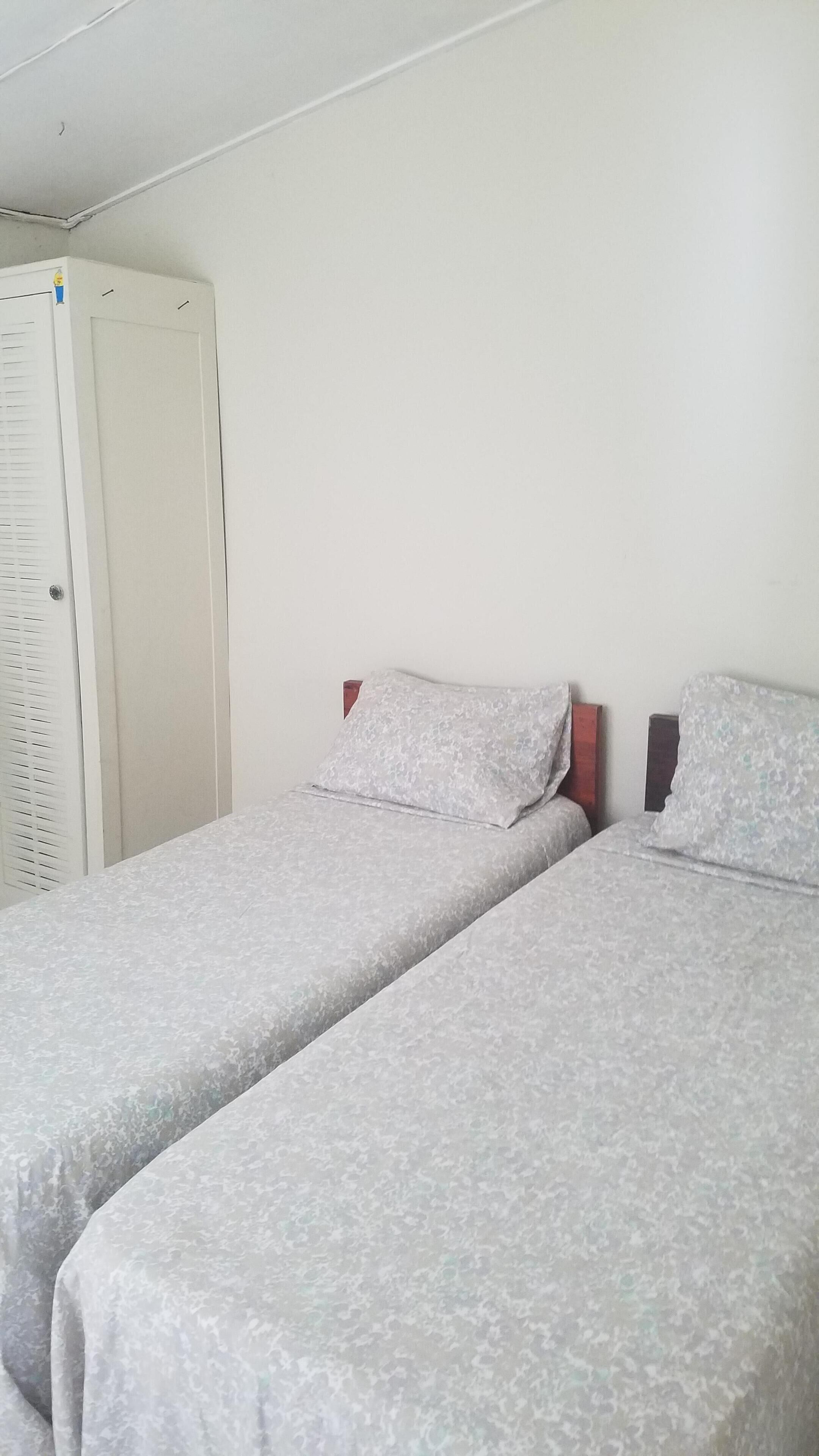 4 Schlafzimmer, Bügeleisen/Bügelbrett, kostenloses WLAN, Bettwäsche
