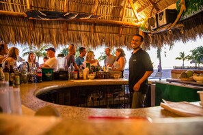 Bar (in der Unterkunft)