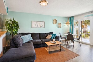 TV - Land's End 303 building 1 - Beautifully updated|Amazing view|Across pool (Treasure Island)
