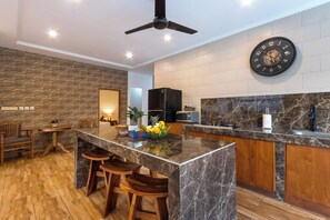 Fridge, microwave, stovetop, toaster - Wayan is a fantastic 5 bedroom villa in the heart of Seminyak (Seminyak)