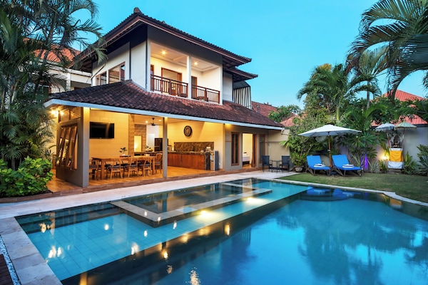 Villa Wayan