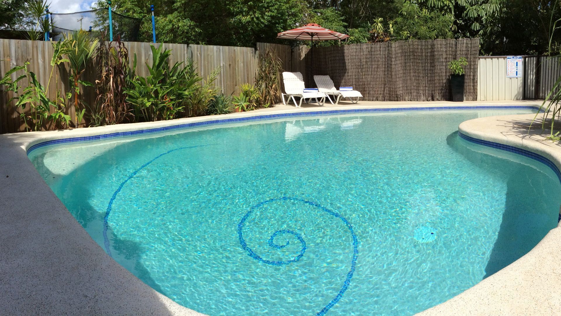 TropicVues with POOL — image 6