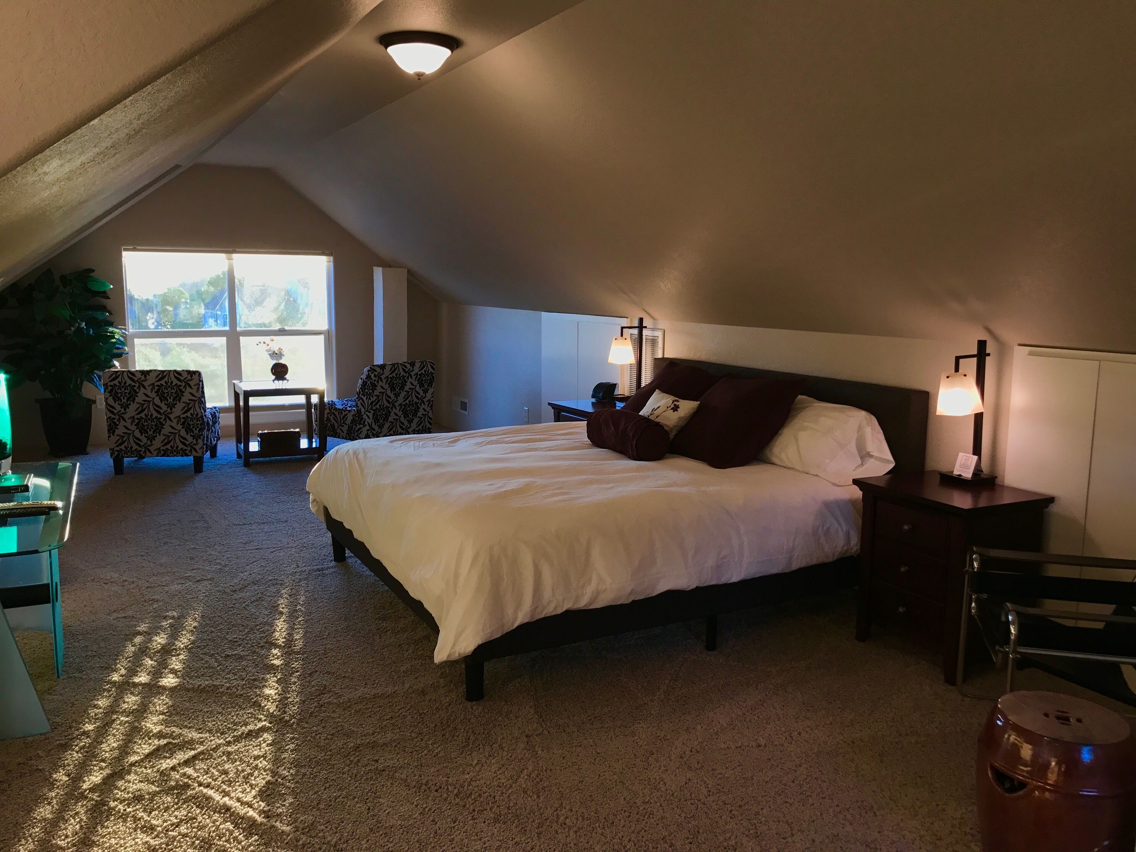 1 chambre, bureau, fer et planche à repasser, Wi-Fi gratuit
