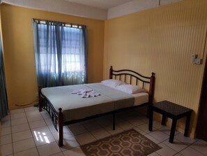 2 slaapkamers, gratis wifi, beddengoed, rolstoeltoegankelijk