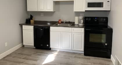 Entire Condo Minutes from Niagara Falls (USA)
