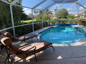 Piscine extérieure, piscine chauffée