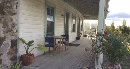 Springfield Cottage - quiet getaway