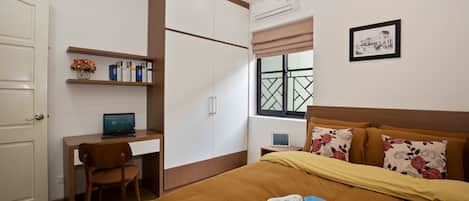 1 bedroom, soundproofing, Internet