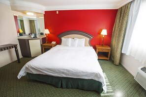 1 bedroom, in-room safe, desk, free WiFi