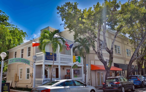 Exterior - Key West Suites Hotel # 205 (Key West)