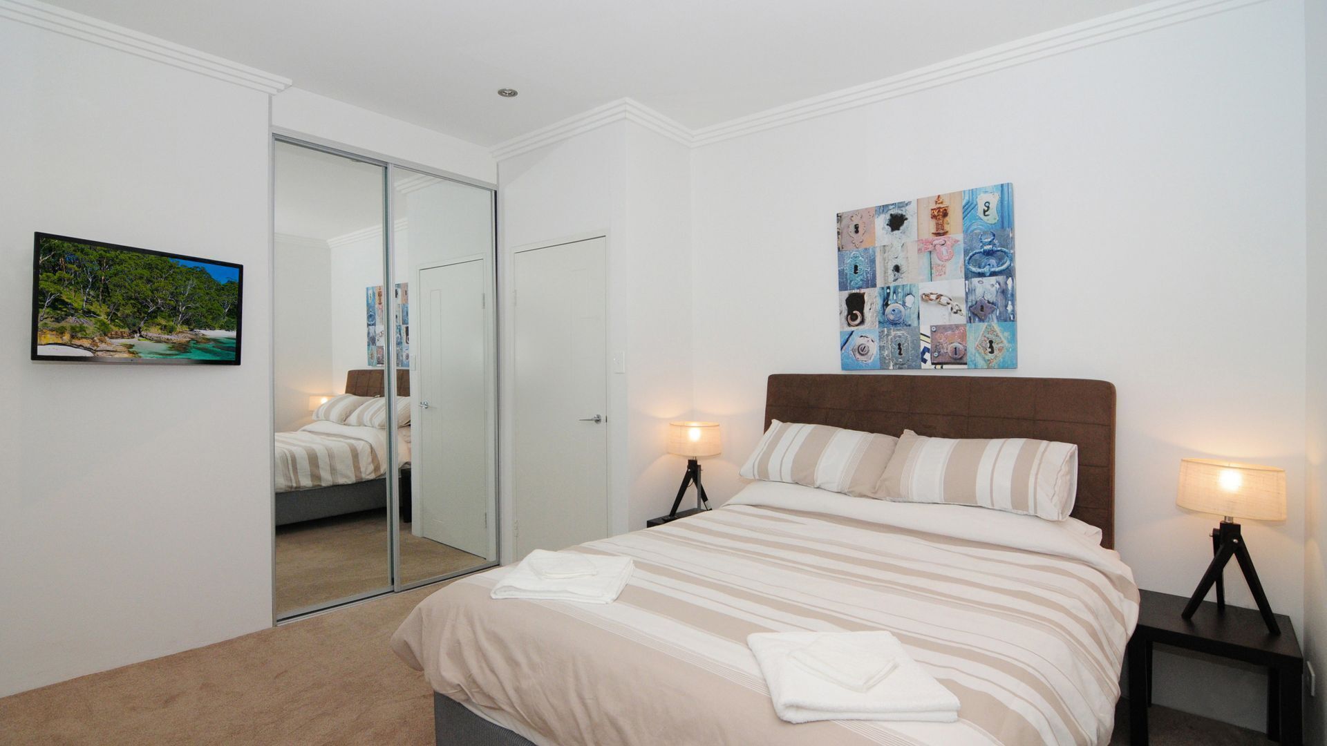 3 bedrooms, iron/ironing board, travel cot, free WiFi