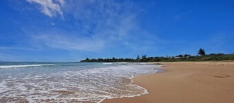 Sandalwood – a 15-minute to  to Penguins Head Road