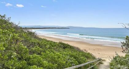 Sandalwood – a 15-minute to to Penguins Head Road