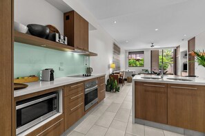 Microwave, oven, stovetop, dishwasher