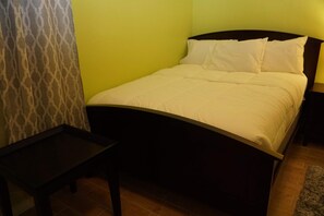 2 bedrooms, iron/ironing board, WiFi, bed sheets - Cozy Walkout Basement Near Denver International Airport Bis..#2022-BFN-0022402 (Denver)