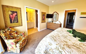 5 多间卧室、客房内保险箱、办公桌、熨斗/熨衣板