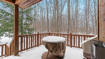 Tina de hidromasaje al aire libre