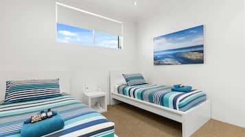 3 bedrooms, iron/ironing board, travel cot, free WiFi