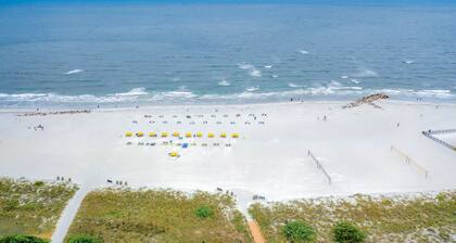 Caprice 501 Top Floor Corner|Stunning Beach Views|Walk to everything!